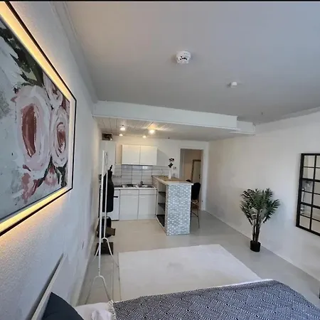 Charmantes 1 Apartament